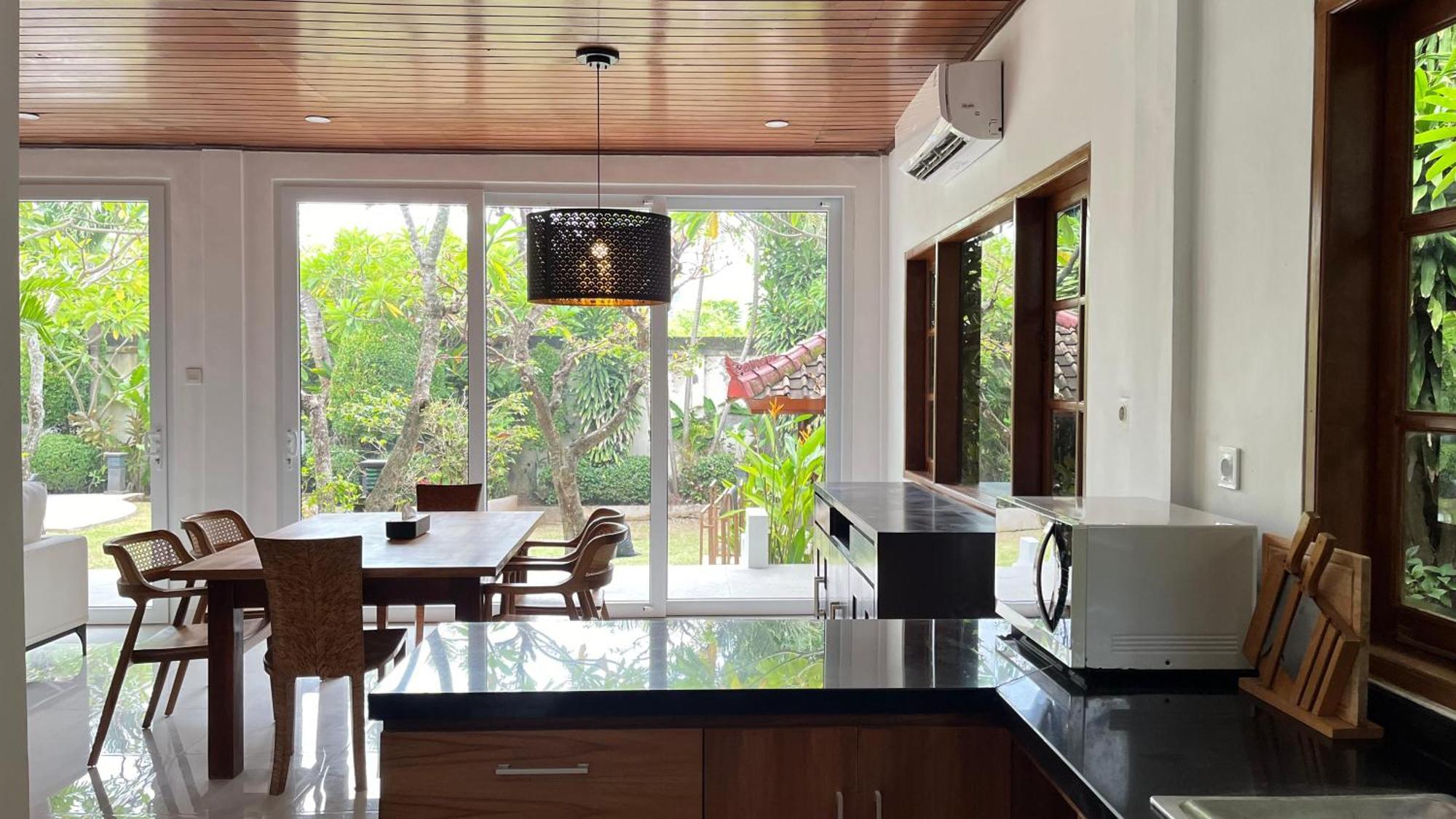 Baliana Villa Legian Екстериор снимка