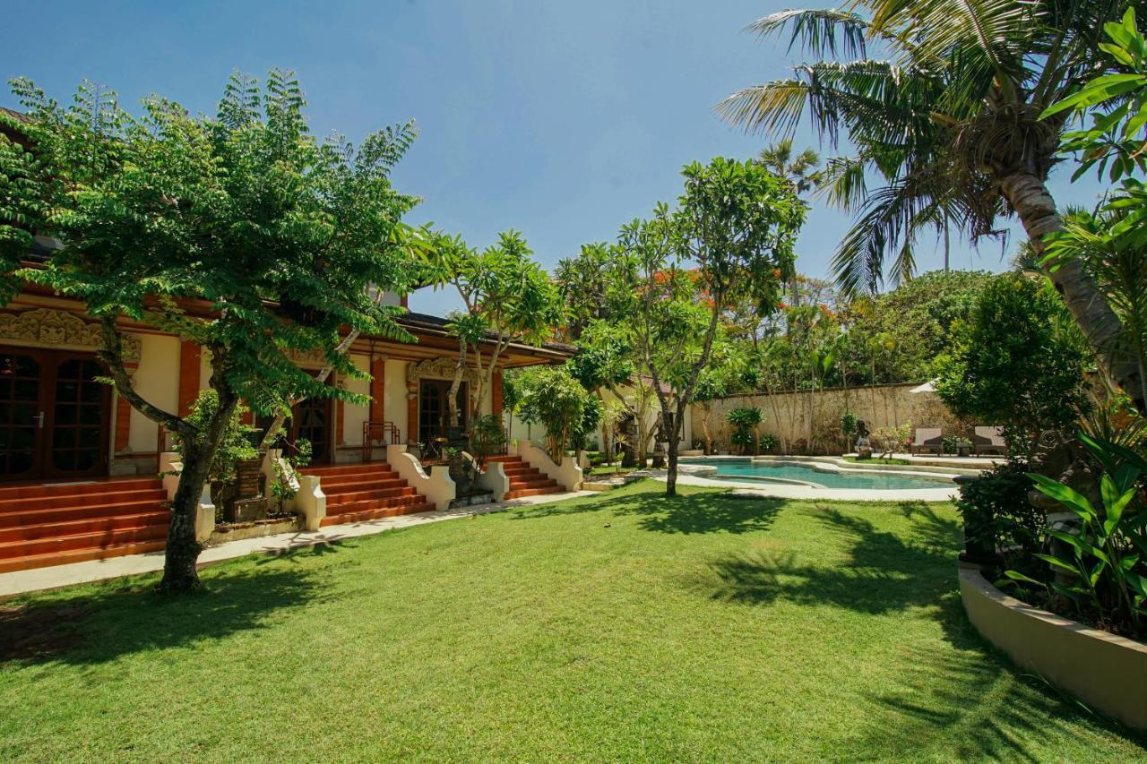 Baliana Villa Legian Екстериор снимка